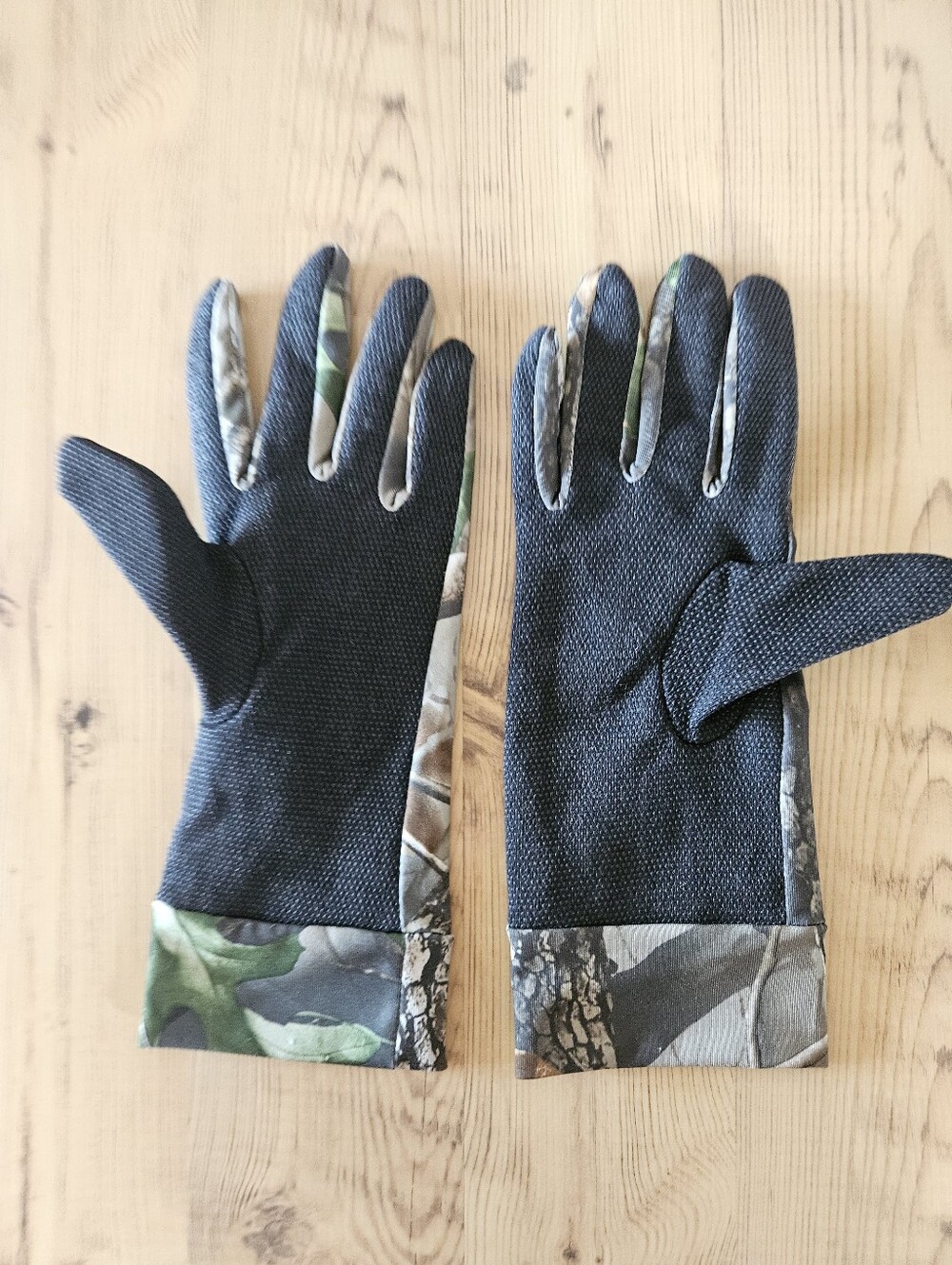 Primos Men's Camo Hunting Gloves - Picture 3 of 7